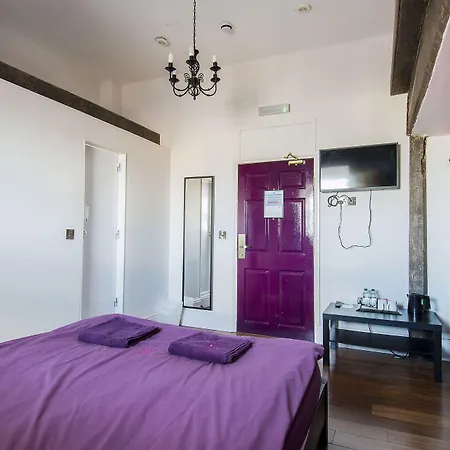 Safestay Micklegate Hostel *