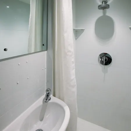 Safestay Micklegate ホステル