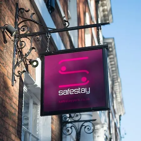 Safestay Micklegate ホステル *